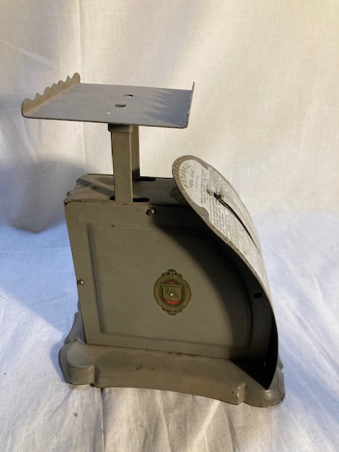 Vintage Pelouze National Postal Scale